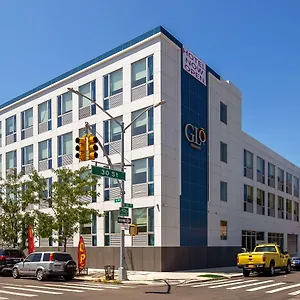 Glō Western Brooklyn Nyc Hotel